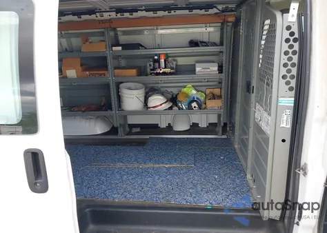 2012 Chevrolet Express 2500 Work Van z USA, uszkodzony, nr VIN 1GCWGFBA3C1167014